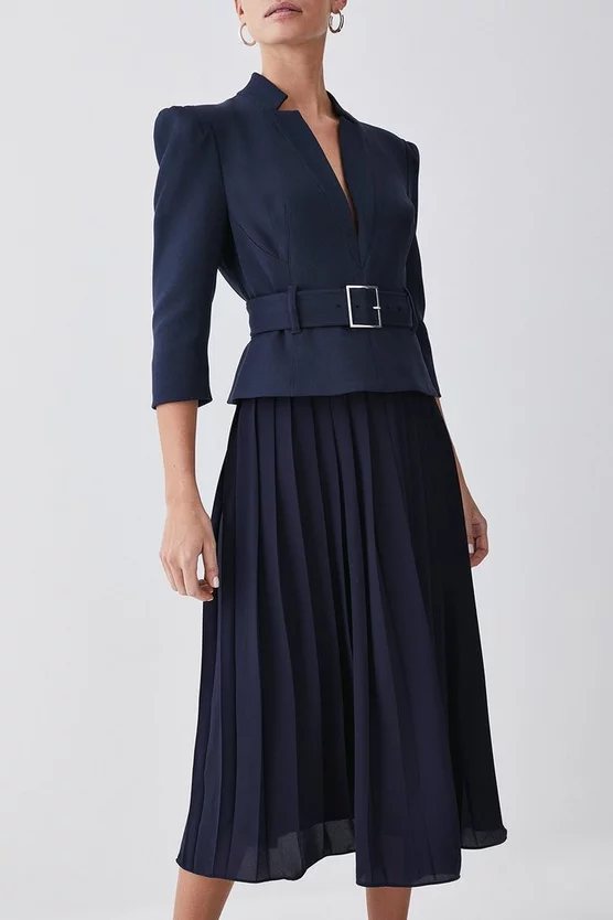 Brand new 𧨠Karen Millen Petite Structured Crepe Forever Pleated Midi π Dress π₯° 7 Brand new 𧨠Karen Millen Petite Structured Crepe Forever Pleated Midi π Dress π₯° - Image 5